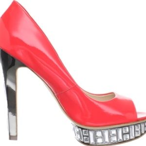 - Boutique 9 By Nine West Red Patent Leather Nosey